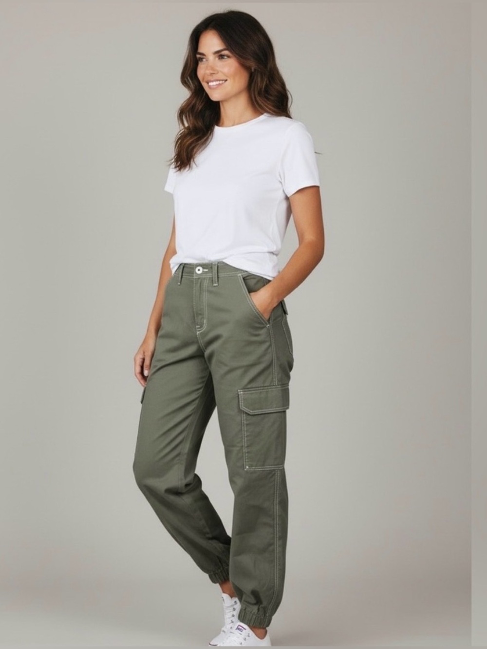 True Religion olive Bobby baggy joggers with cargo pocket - Picture 3 of 11